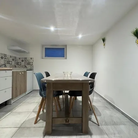 Appartement Atypique Chaleureux